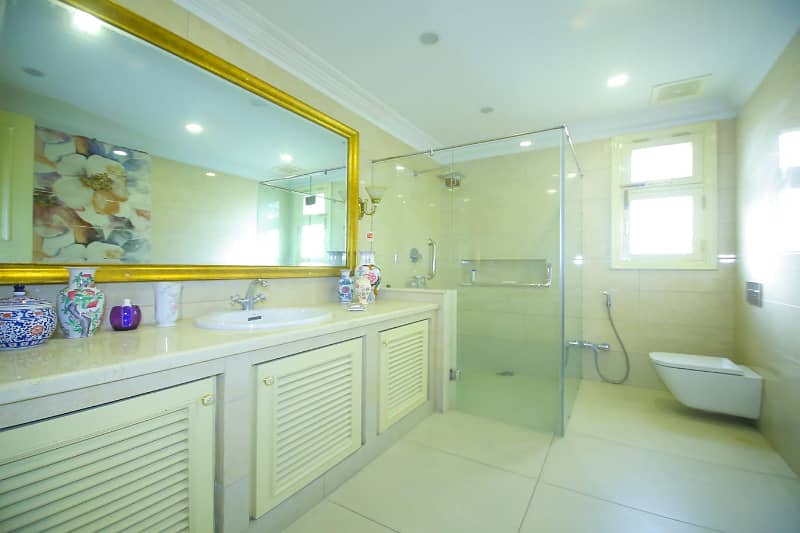 2 KANAL FULLY FURNISHED HOUSE FOR RENT IN MAIN CANTT 12