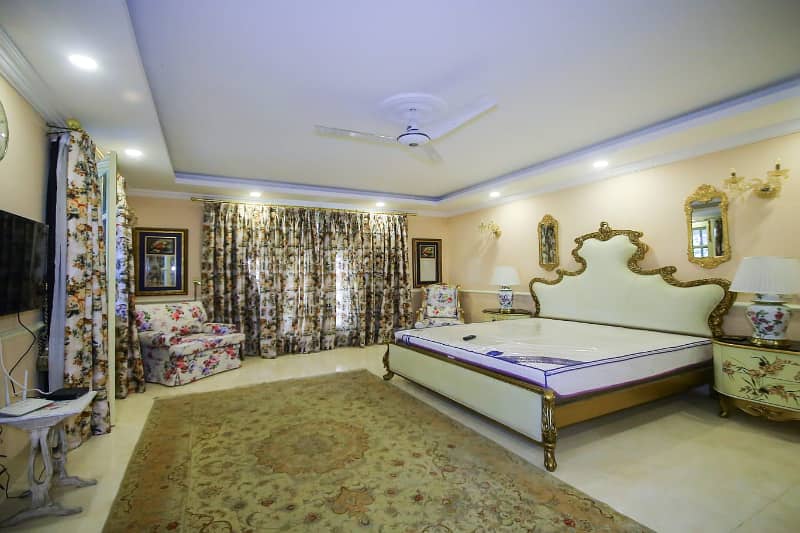 2 KANAL FULLY FURNISHED HOUSE FOR RENT IN MAIN CANTT 17