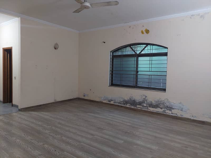 BEST LOCATIONS FOR OFFICES IN MAIN CANTT 4