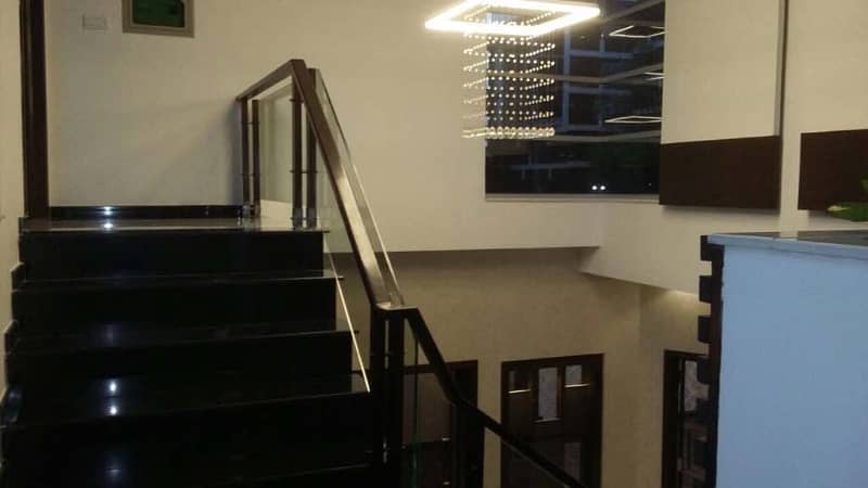 1 KANAL HOUSE FOR SALE IN DHA PHASE 4 Block GG 10
