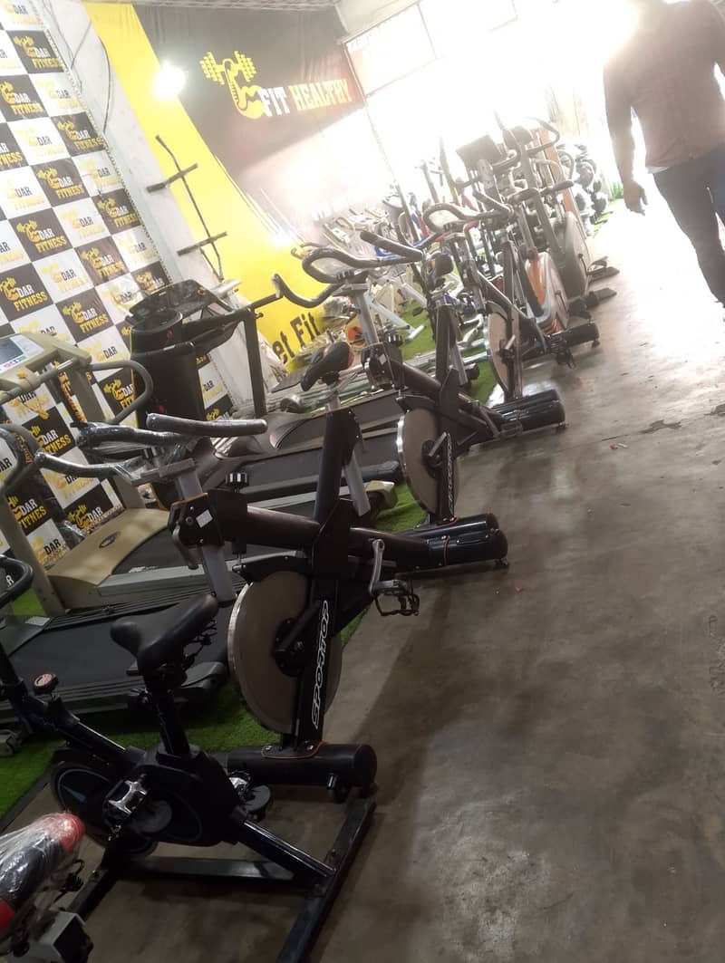 Exercise Bikes / Ellipticals / Gym Cycles / Cycle 4