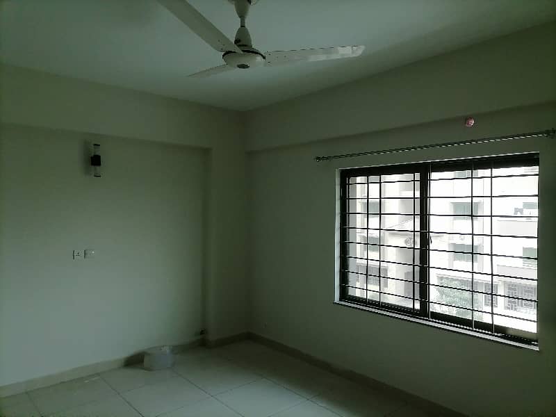 This Is A Three Bed Room Apartment With All Amenities In Askari 10. 4