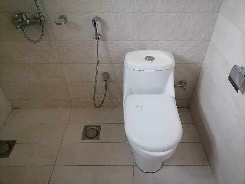 This Is A Three Bed Room Apartment With All Amenities In Askari 10. 6