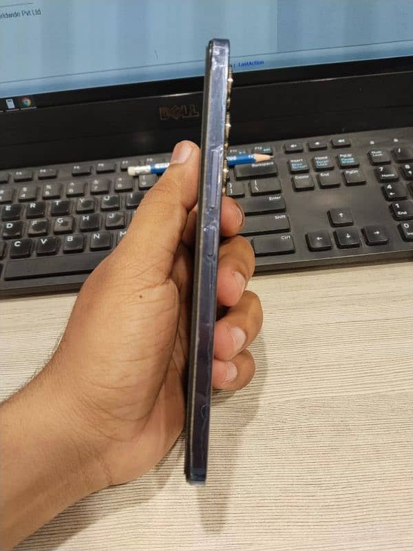 vivo y100 1
