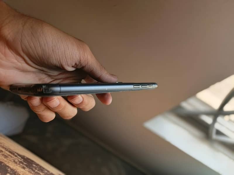 Iphone X PTA 256 GB 4