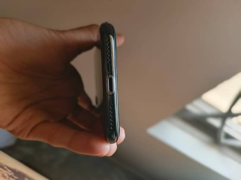 Iphone X PTA 256 GB 7
