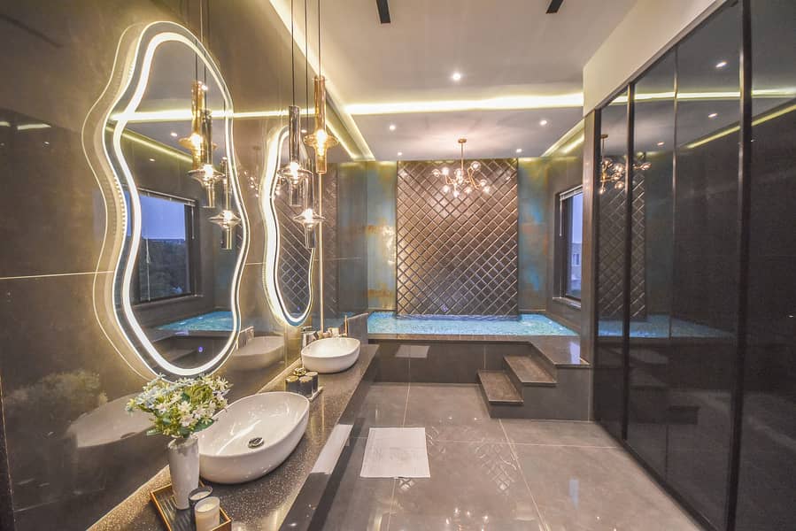 2 Kanal Ultra Modern Luxurious Corner House Fully Furnished Available For Sale 26