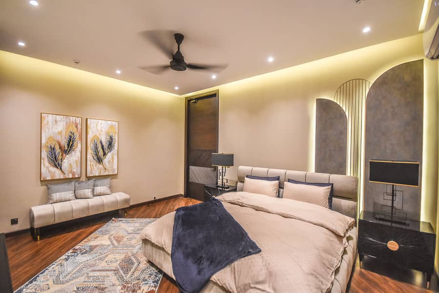 2 Kanal Ultra Modern Luxurious Corner House Fully Furnished Available For Sale 41