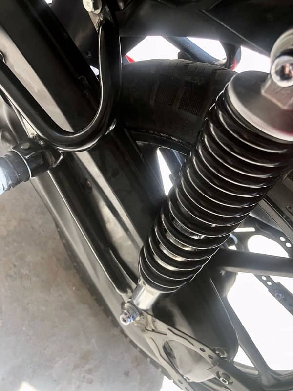 YAMAHA 125 6