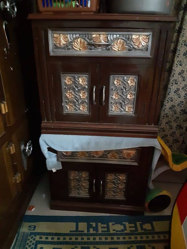 chinioti wooden bed with dressing and side tables 1