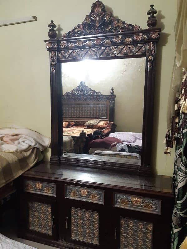 chinioti wooden bed with dressing and side tables 3