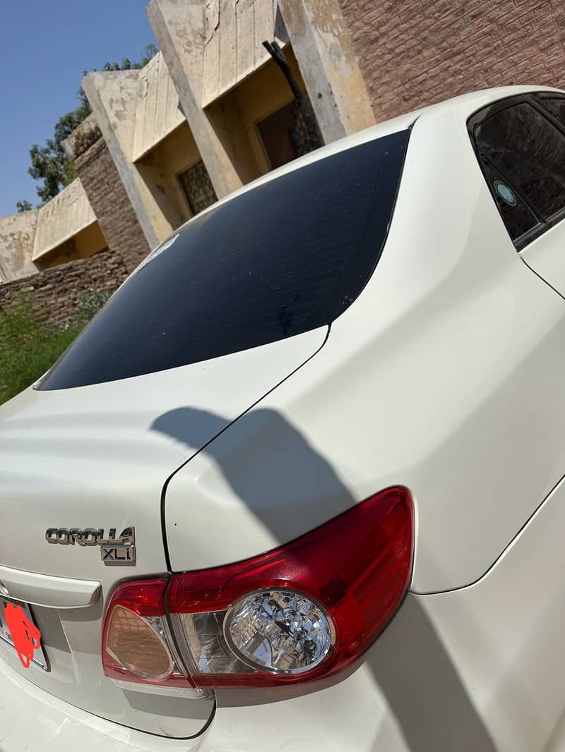 Toyota Corolla XLI 2013 3