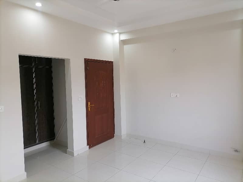 2018 Modal 4th Floor Apartment For sale in Askari 11 0