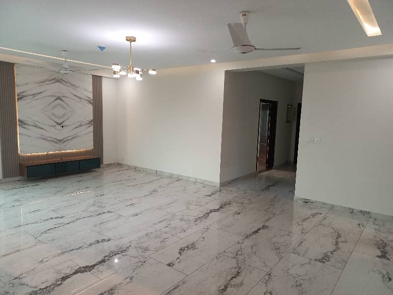 2018 Modal 4th Floor Open View Apartment For Sale 3