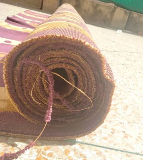 2 Room carpets available size 8-by-14 feet brand new carpets imported 1