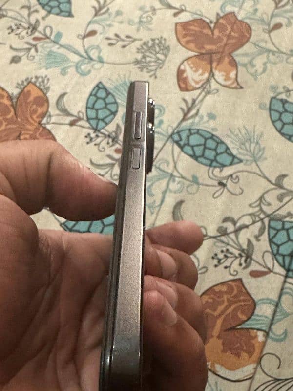 xiaomi REDMI 13 4