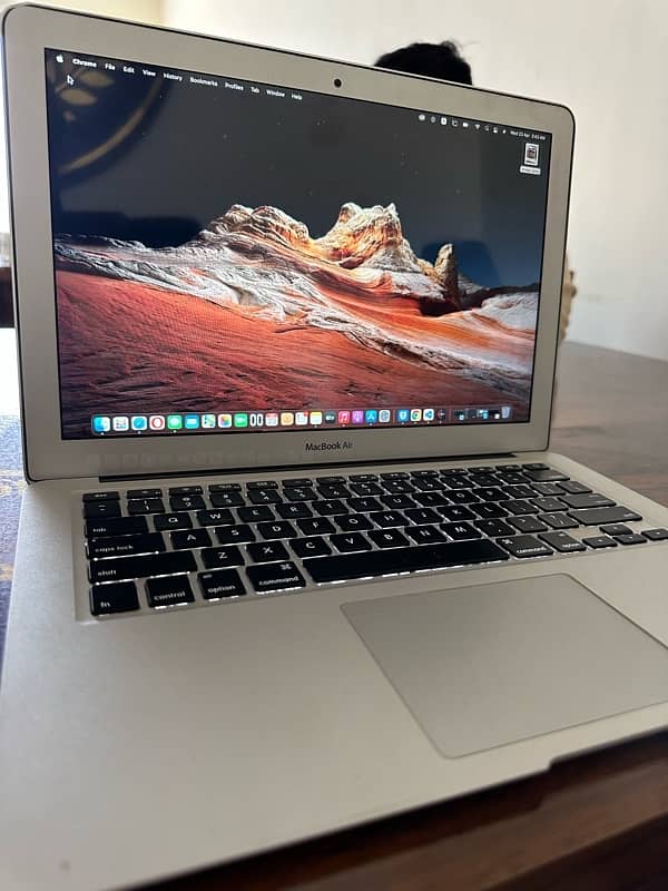 Apple macbook air core i7 early 2014 0