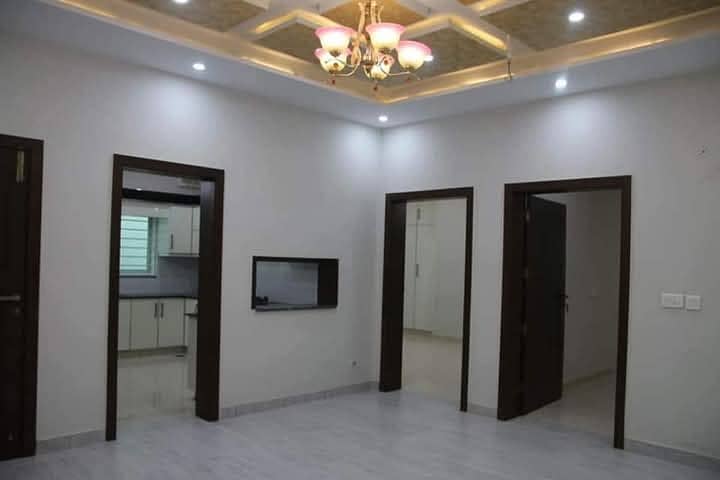 10marla Slightly Used In Edan Garden A Block Very Neat And Clean House Available For Sale 1