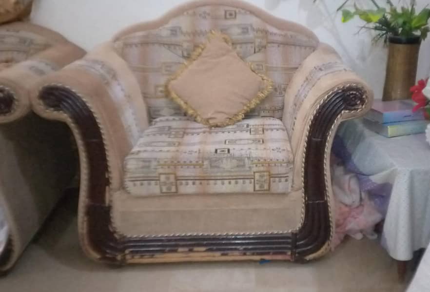 "7 Seater Sofa Set for Sale or Exchange – Offers Welcome!" 2