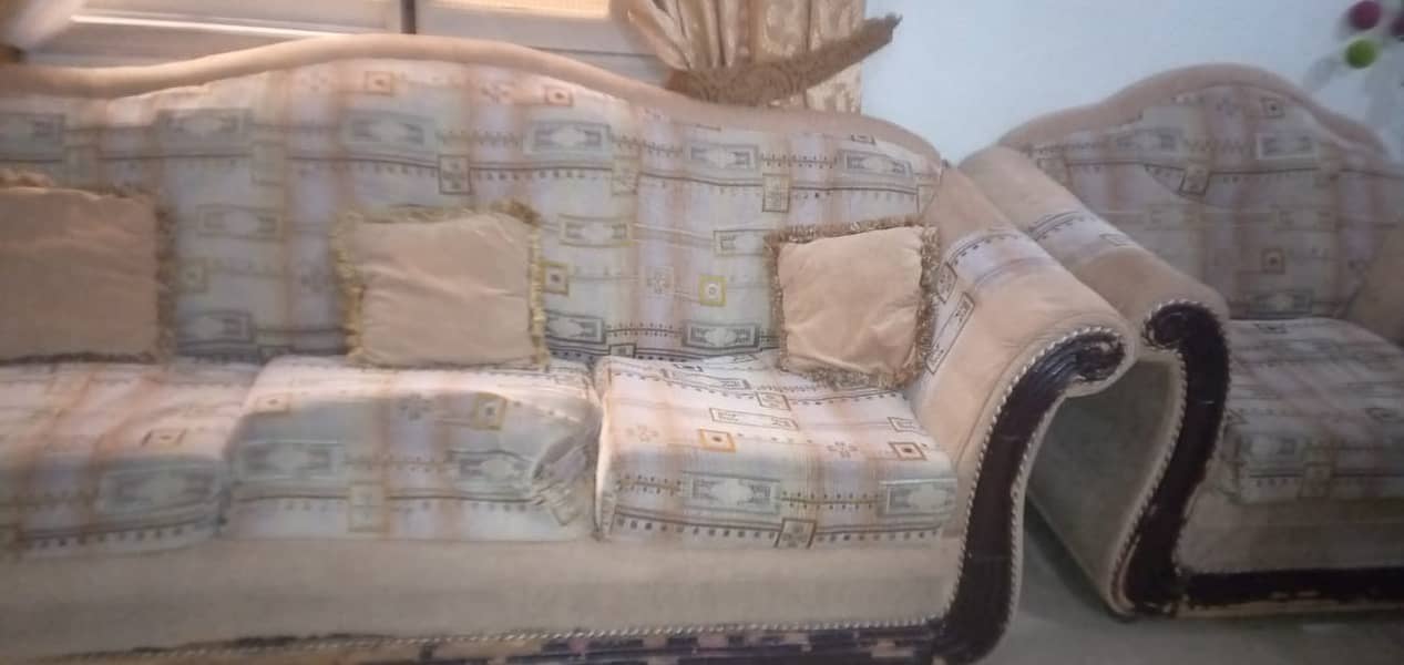 "7 Seater Sofa Set for Sale or Exchange – Offers Welcome!" 5