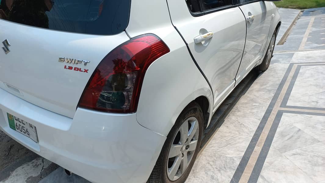 Suzuki Swift 2014 White 14
