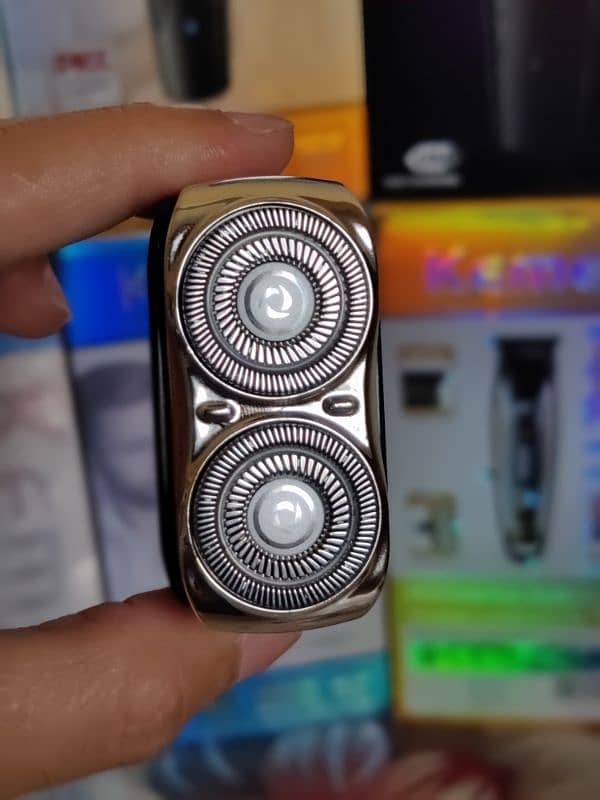 Electric Trimmer Shaver/ Rechargeable Trimmer Shaver/Kemei/VGR 3