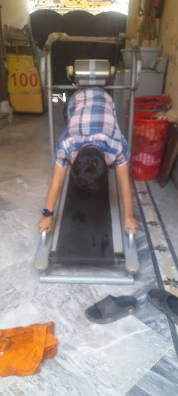 5 in one Manuel Treadmill with massage therapy 2