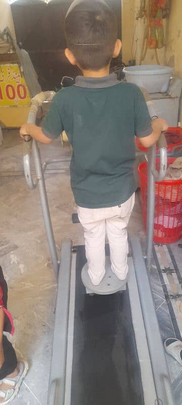 5 in one Manuel Treadmill with massage therapy 4