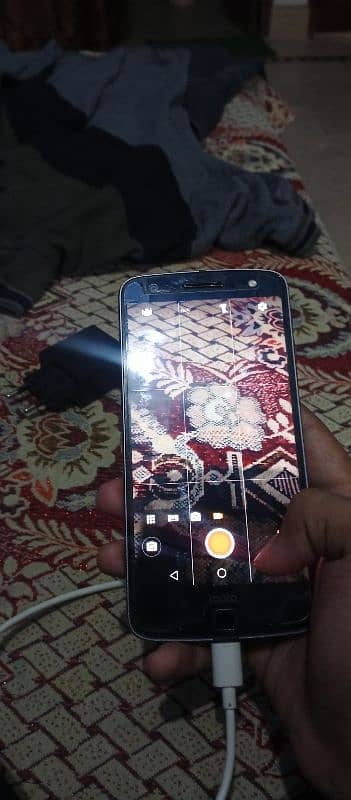 Moto z force 4