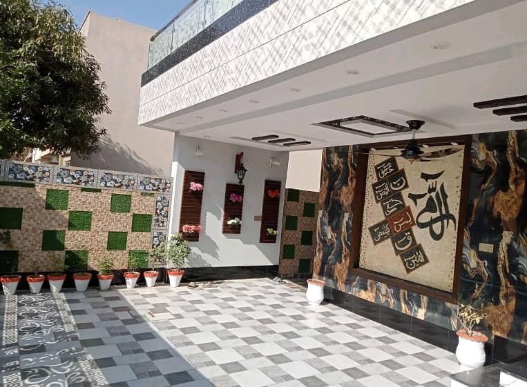 10 Marla House For Sale In Beautiful Bahria Town Quaid Block Lahore 1