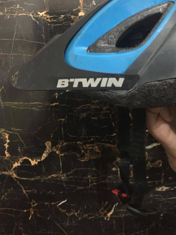 Kids safety Helmet_ Brand name:BTWIN_for Sale 0