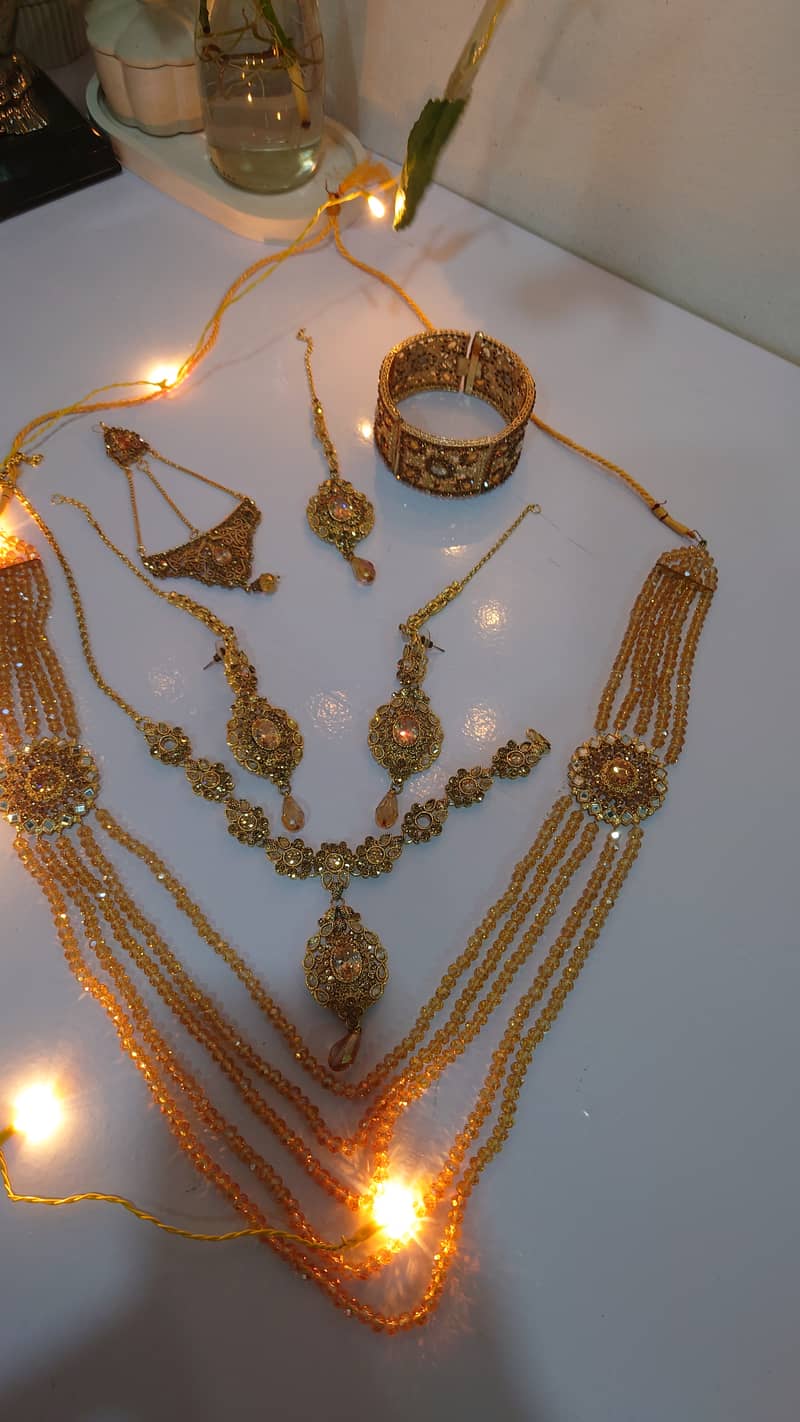 Wedding Bridal Jewellery set in 10/10 Condition only used one time 0