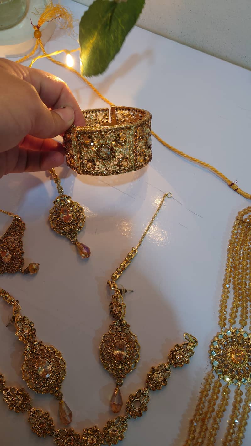 Wedding Bridal Jewellery set in 10/10 Condition only used one time 1