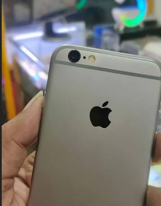 Apple iPhone 6 2