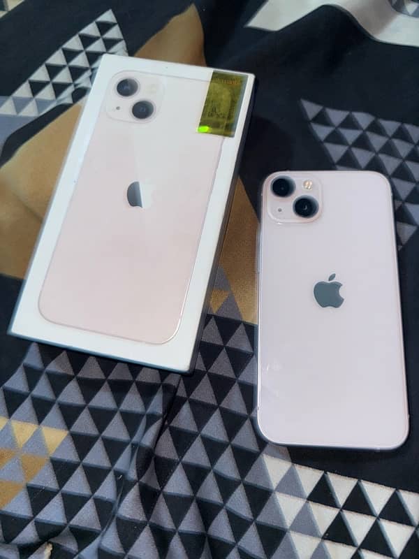 iPhone 13 pta approved like new with original box 100%waterpeakk 0