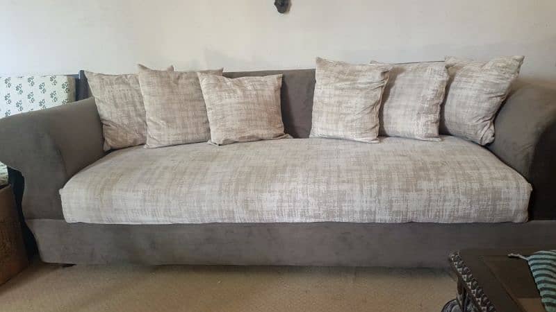 sofa set 5 seater + 1 saiti 0