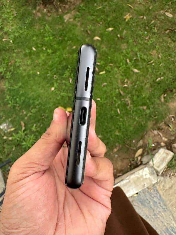 Pixel 7 with Box NON-PTA 3