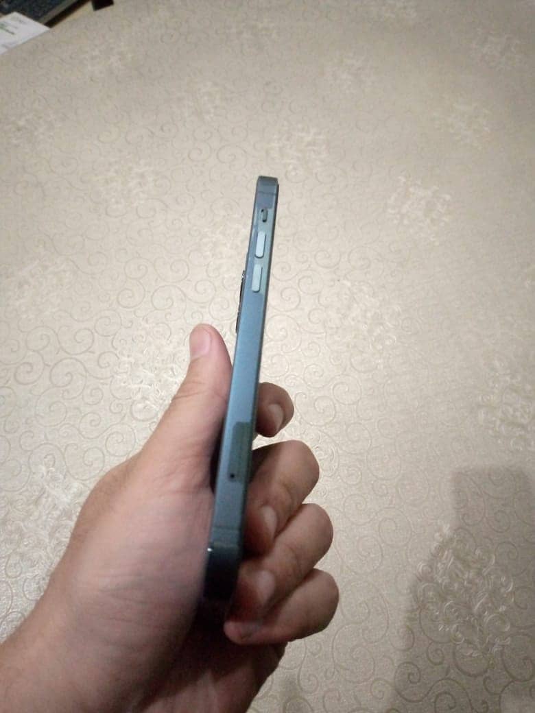IPhone 12pro 128 pta 3