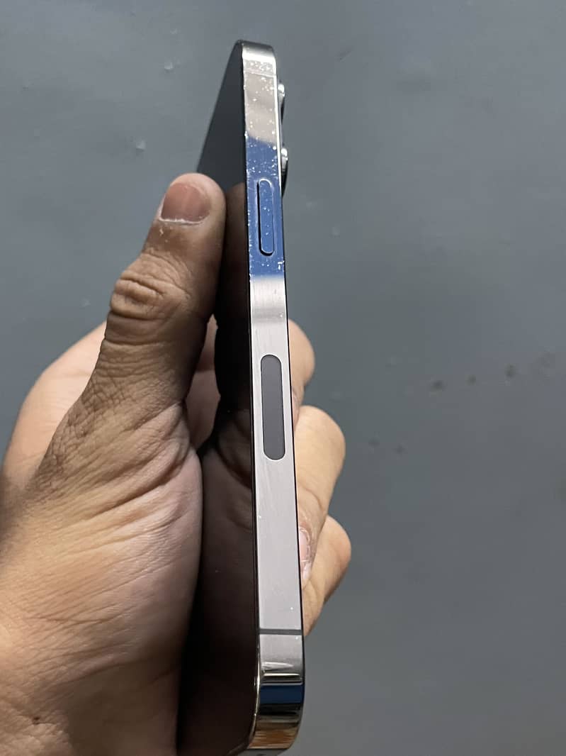iPhone 13 pro Non pta Jv Non active 2,4 months sim work all ok 2
