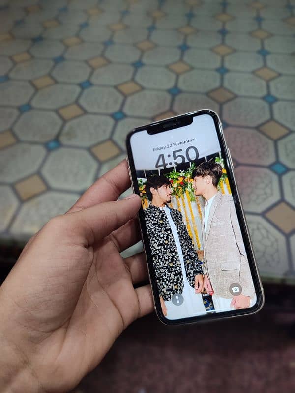 iphone 11 64 gb jv non active 4