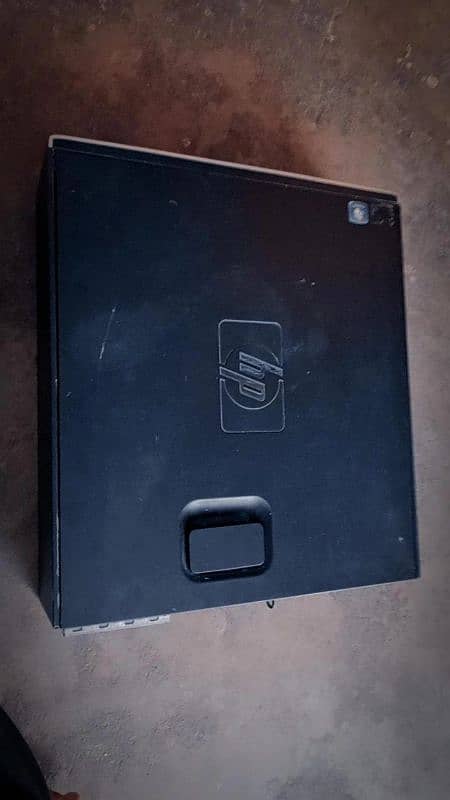 desktop with monitor 14 inch 5