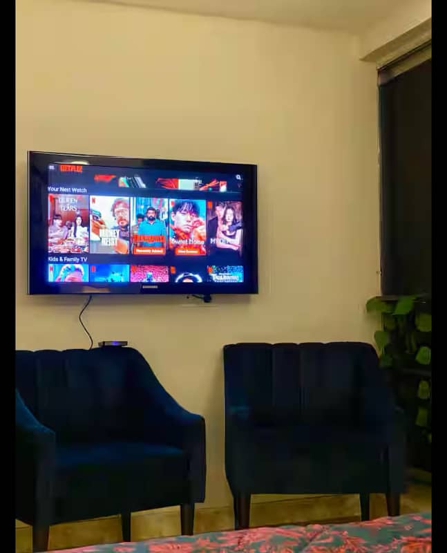 1 BHK Luxury and pecefull apartment in bahria town lahore 2