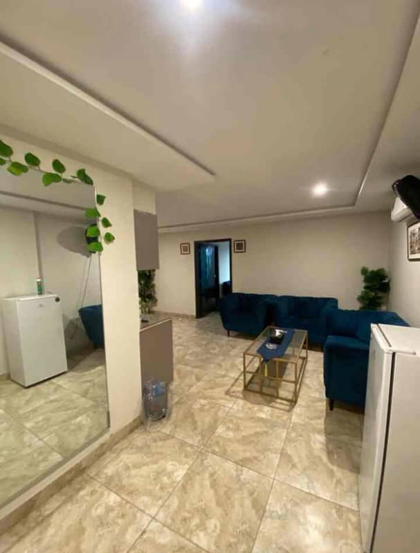 1 BHK Luxury and pecefull apartment in bahria town lahore 3
