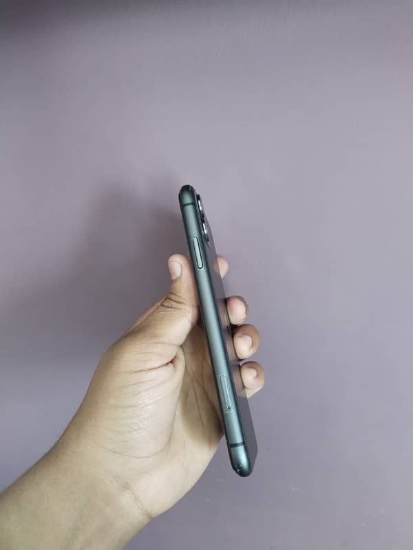 Iphone 11 Official Approved (128) GB 5