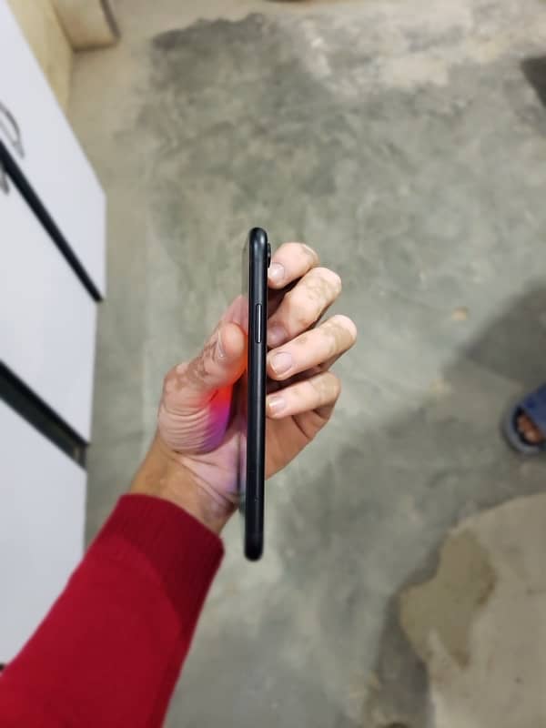 I phone XR 2