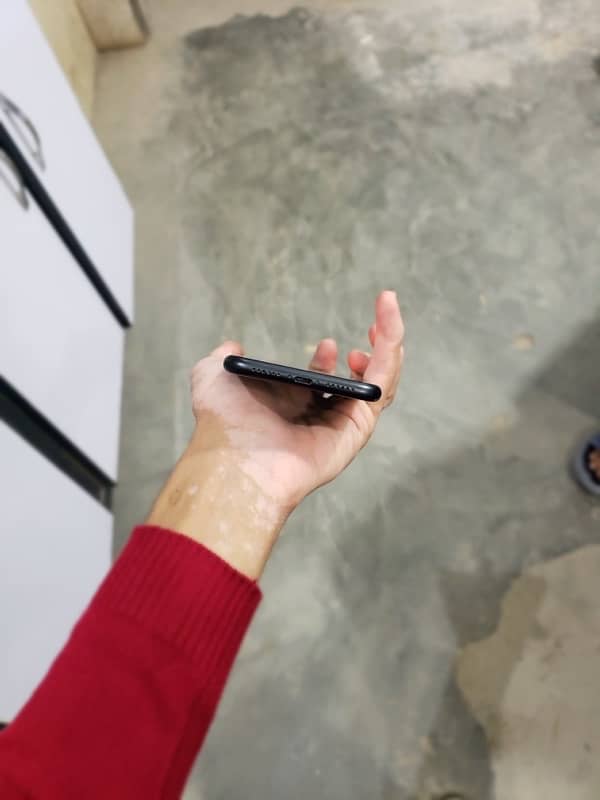 I phone XR 3