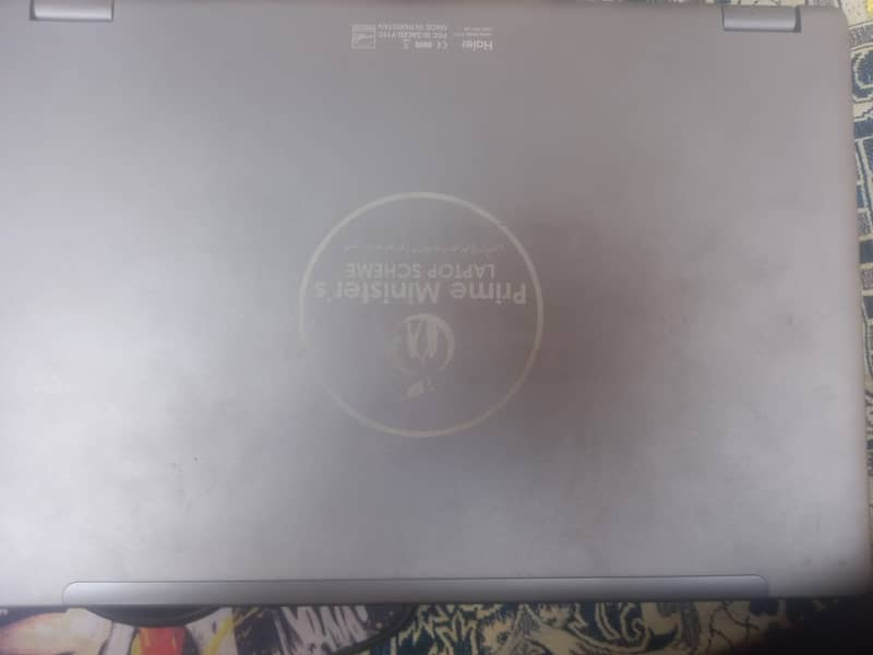 PM LAPTOP USED (With original charger and Cover) 0