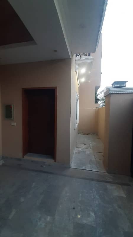 5 Marla Beautiful House In Formanites Housing Near Dha Phase 5 1