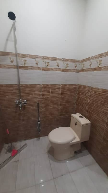 5 Marla Beautiful House In Formanites Housing Near Dha Phase 5 14