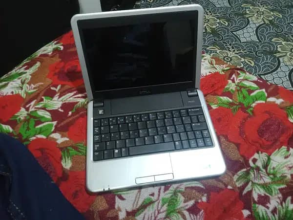 DELL MINI LAPTOP (LINUX) 0